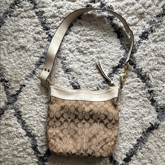 Coach Handbags - COACH Neutral Tan & Cream Pattern Thick Strap Crossbody Bag